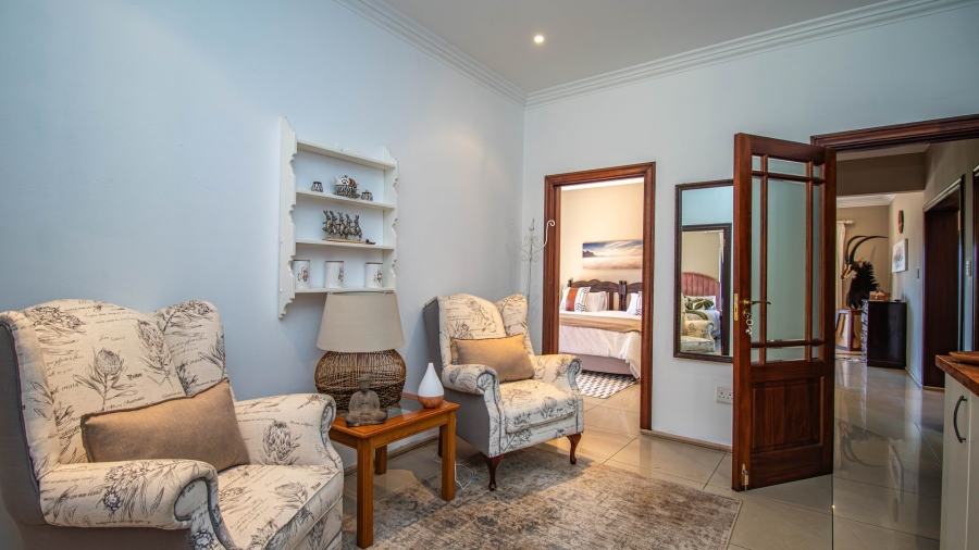 3 Bedroom Property for Sale in The Coves North West